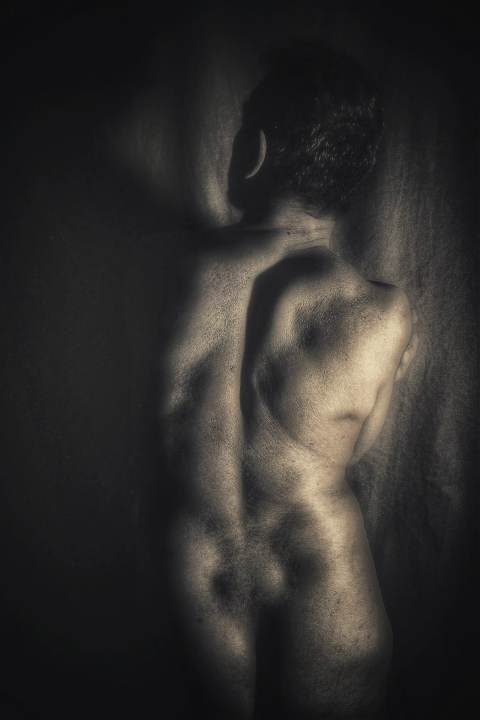 Anti-portrait — Mologin